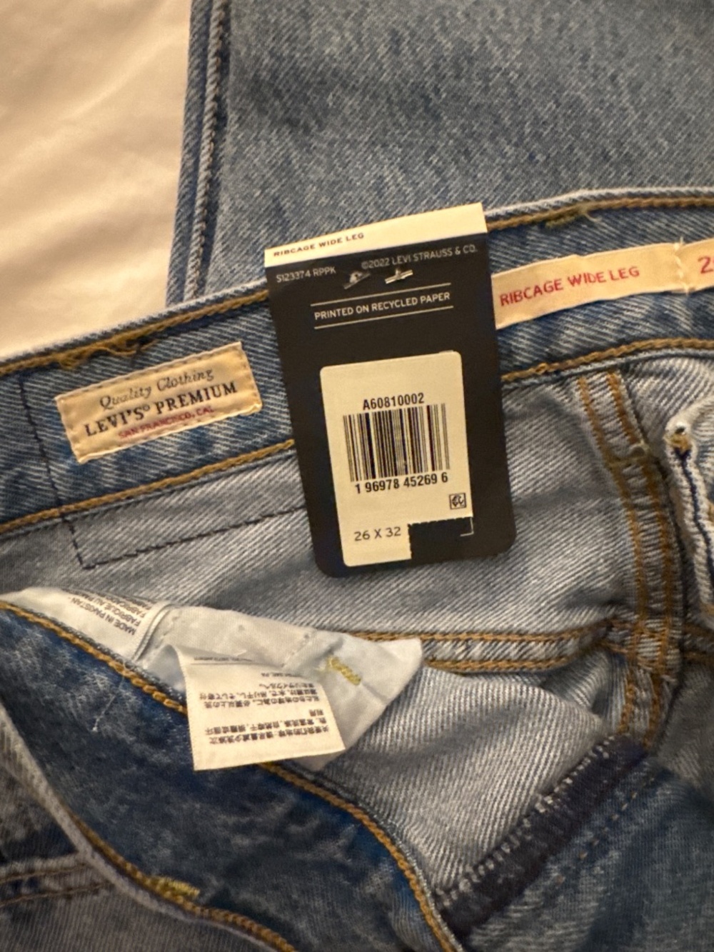 New Levi's Ribcage Wide Leg - Picture 2 of 3